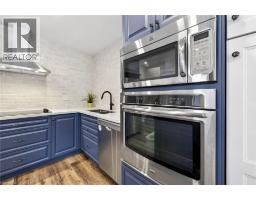 255 MACNAB Street - 9