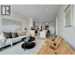 15 GLEBE Street UnitNo. 1511 - 25
