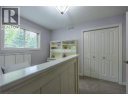 64 WINTERGREEN Crescent - 18