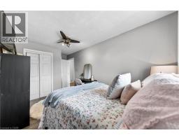 8 ESTHER Avenue - 22