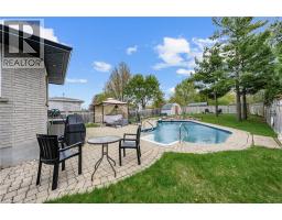 8 ESTHER Avenue - 43