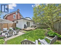 793 BELMONT Avenue W - 35