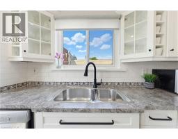 140 PARKDALE Avenue S - 11