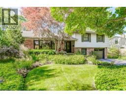 692 COURTLAND Place - 3