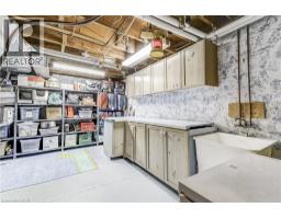 692 COURTLAND Place - 31