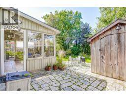 692 COURTLAND Place - 33