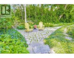 692 COURTLAND Place - 39
