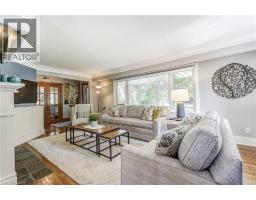 692 COURTLAND Place - 8