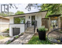 22 CHARLOTTE Crescent - 2