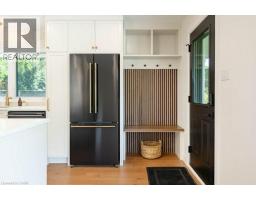 22 CHARLOTTE Crescent - 4