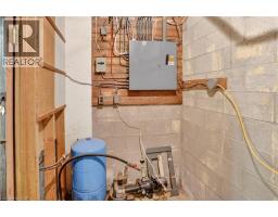 124 MUMBY Road - 30