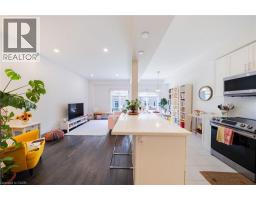 30 CLELAND Avenue - 12