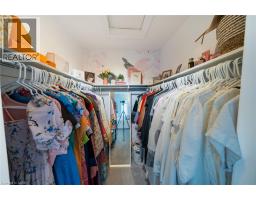 30 CLELAND Avenue - 33