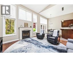 2178 BERWICK Drive - 9