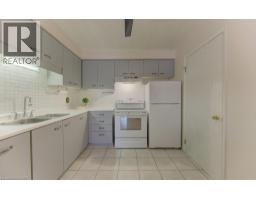 565 GREENFIELD Avenue UnitNo. 212 - 18