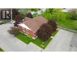 565 GREENFIELD Avenue UnitNo. 212 - 3