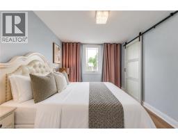 108 RUNNYMEDE Road - 17