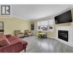 62 KNOLL Street - 10