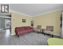 62 KNOLL Street - 13