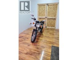 62 KNOLL Street - 26
