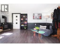 1 FORBES Street - 16