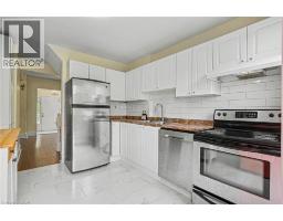 30 PROVINCE Street S - 10