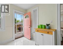 30 PROVINCE Street S - 12