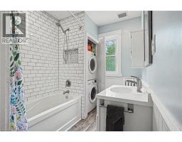 30 PROVINCE Street S - 20