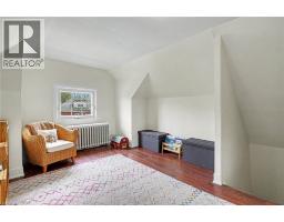30 PROVINCE Street S - 22