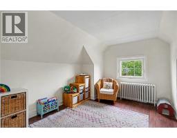 30 PROVINCE Street S - 23