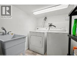 30 PROVINCE Street S - 32