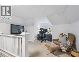 310 KITCHENER Road - 21
