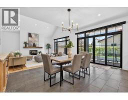 31 WINNETT Street N - 17