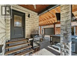 855 HAMILTON Street - 38