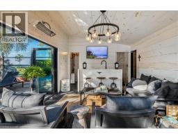 573 BEACH Boulevard - 30