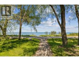 573 BEACH Boulevard - 32