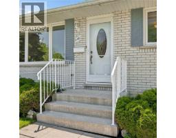 105 SILVERSPRING Crescent - 3