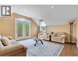 35 COOPERSHAWK Street - 19