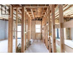 822 MAIN Street E - 25