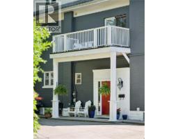 149 YOUNG Street - 6