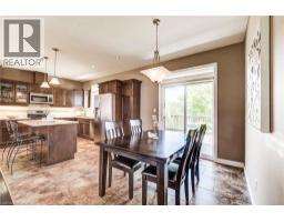 355 WOODSTOCK Street S - 11