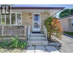 106 KIMBERLY Crescent - 2