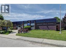106 KIMBERLY Crescent - 26
