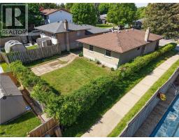 106 KIMBERLY Crescent - 5