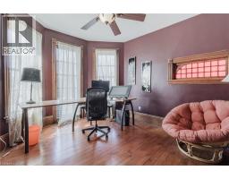 957 BEACH Boulevard - 25