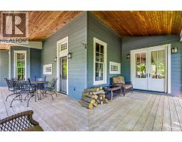 957 BEACH Boulevard - 4