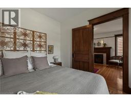 48 LONGWOOD Road N - 14