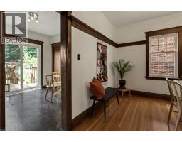 48 LONGWOOD Road N - 30