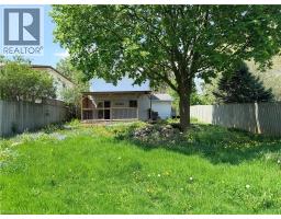 43 FOREST GLEN Crescent - 18