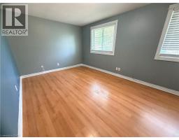 43 FOREST GLEN Crescent - 2
